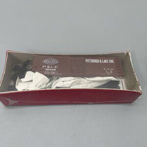 Vintage HO Branchline Pittsburgh & Lake Erie P&LE 30220 40’ Boxcar Train Car Kit